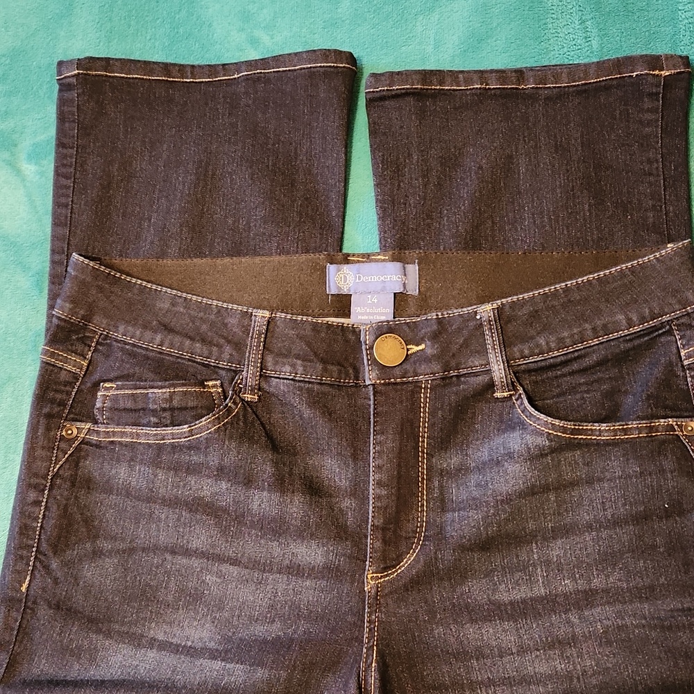 Democracy Itty Bitty Boot Absolution  Jeans - Picture 4 of 8